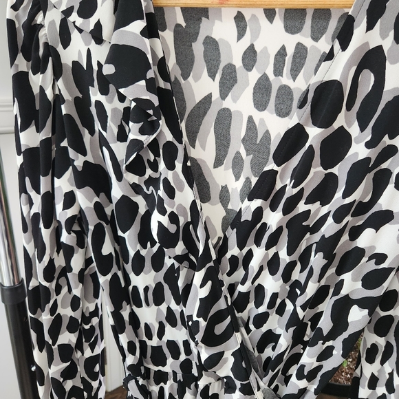 Leota Julie Leopard Print Jumpsuit, XL - Picture 5 of 9